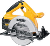 Фото - Пила DeWALT DW007K 