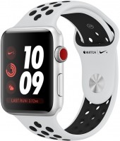 Zdjęcia - Smartwatche Apple Watch 3 Nike+  38 mm Cellular