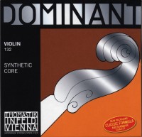 Фото - Струни Thomastik Dominant Violin 132 