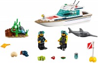 Фото - Конструктор Lego Diving Yacht 60221 