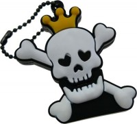 Фото - USB-флешка Uniq Pirate Symbol in the Crown 3.0 32 ГБ