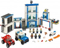 Фото - Конструктор Lego Police Station 60246 