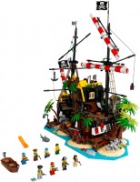Фото - Конструктор Lego Pirates of Barracuda Bay 21322 
