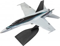 Model do sklejania (modelarstwo) Revell Mavericks F/A-18 Hornet (1:72) 
