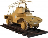 Model do sklejania (modelarstwo) ICM Panzerspahwagen P 204 (f) Railway (1:35) 