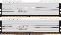 Zdjęcia - Pamięć RAM A-Data XPG Gammix D10 DDR4 2x8Gb AX4U32008G16A-DW10