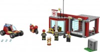 Zdjęcia - Klocki Lego Fire Station Starter Set 77943 