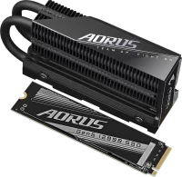 Zdjęcia - SSD Gigabyte AORUS Gen5 12000 SSD AG512K1TB 1 TB