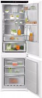 Вбудований холодильник Electrolux ENC 8MD18 S 