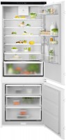 Вбудований холодильник Electrolux ENG7TE75S 