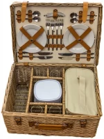 Фото - Набір для пікніка Red Hamper Blenheim Deluxe Fitted Wicker Picnic Basket 