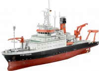 Model do sklejania (modelarstwo) Revell German Research Vessel Meteor (1:300) 