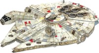 Фото - Збірна модель Revell Millennium Falcon (1:72) 