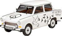 Model do sklejania (modelarstwo) Revell Trabant 601S Builders Choice (1:24) 