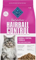 Zdjęcia - Karma dla kotów Blue Buffalo True Solutions Hairball Control Chicken 4.9 kg 