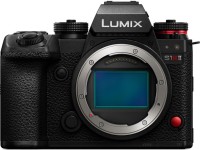 Фотоапарат Panasonic Lumix DC-S1R II  body