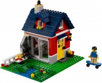 Фото - Конструктор Lego Small Cottage 31009 