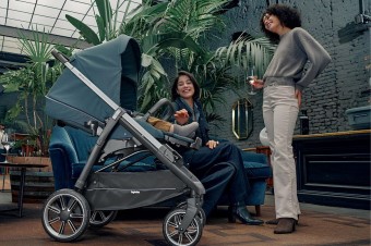 3-in-1 stroller with carrycot, car seat and stroller unit